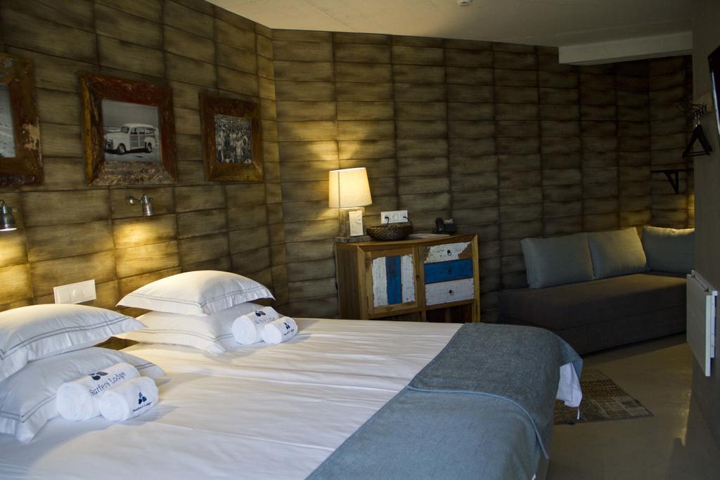 Surfers Lodge Peniche Dış mekan fotoğraf