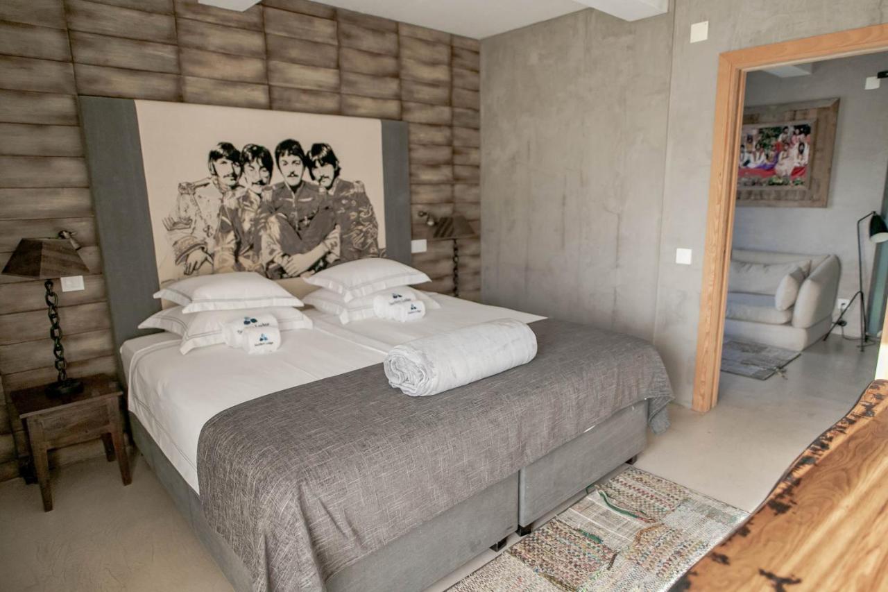 Surfers Lodge Peniche Dış mekan fotoğraf
